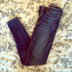 American Eagle Super Hi-Rise Jegging